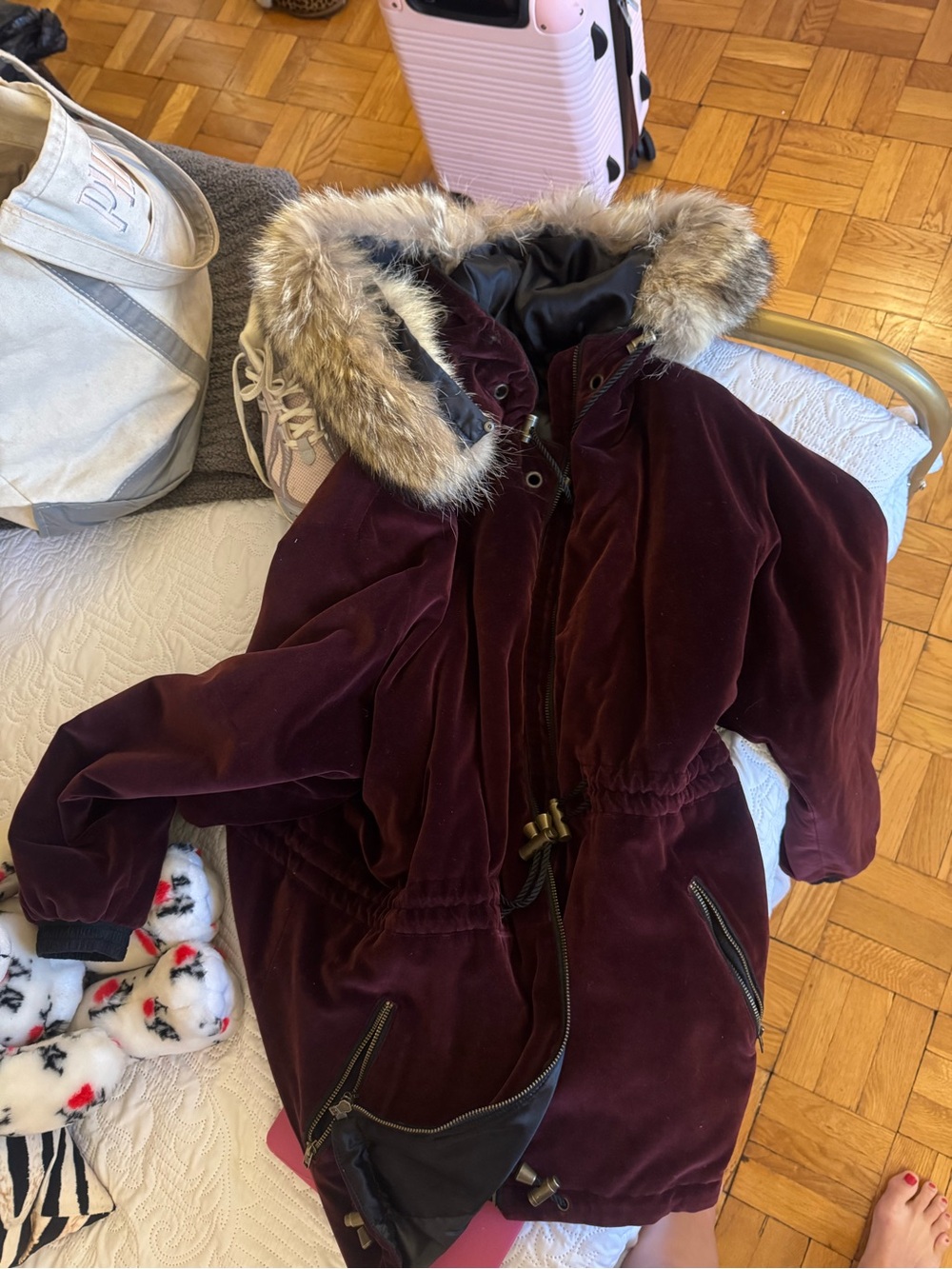 Skea Ski Jacket Women’s Burgundy Faux-Fur Hood